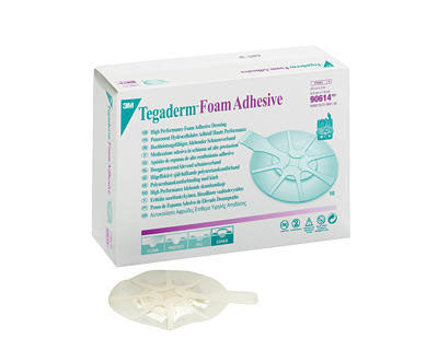 3M 90614 Tegaderm Foam Adhesive, Oval - 2(3/4)" x 3" total, 1(1/4)" x 1(1/2)" pad size, Box of 10 dressings